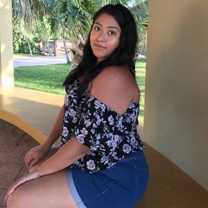 Meet your Posher, Gabriella